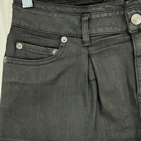 SER.O.YA RILEY WAX COATED BLACK DENIM MINI SKIRT 26 NEW Edgy Grunge Bikercore - Picture 7 of 14